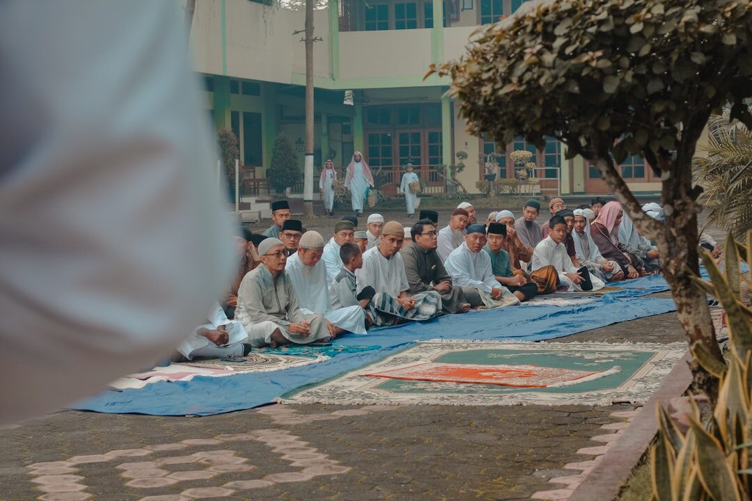 group of celebrities on carpet